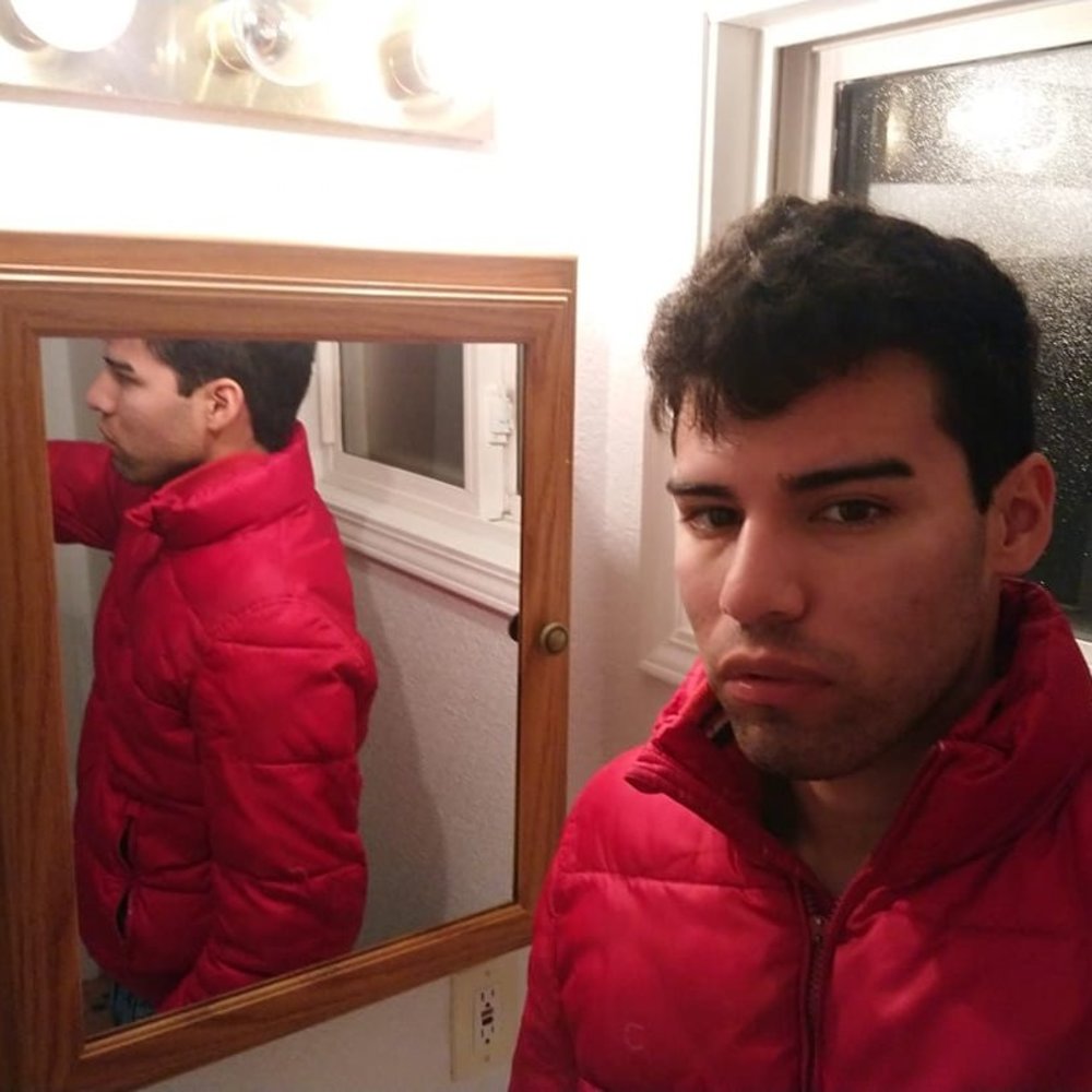Meet your Posher, Elias